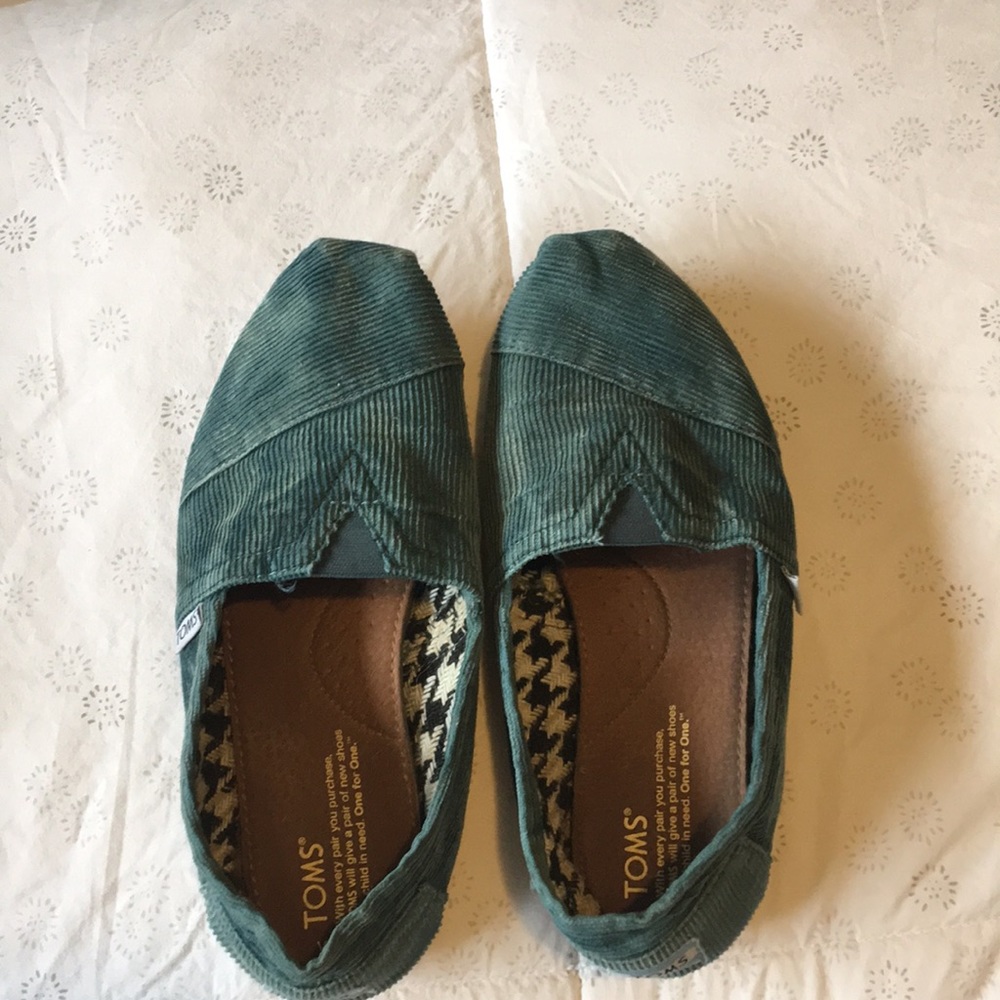 Corduroy toms